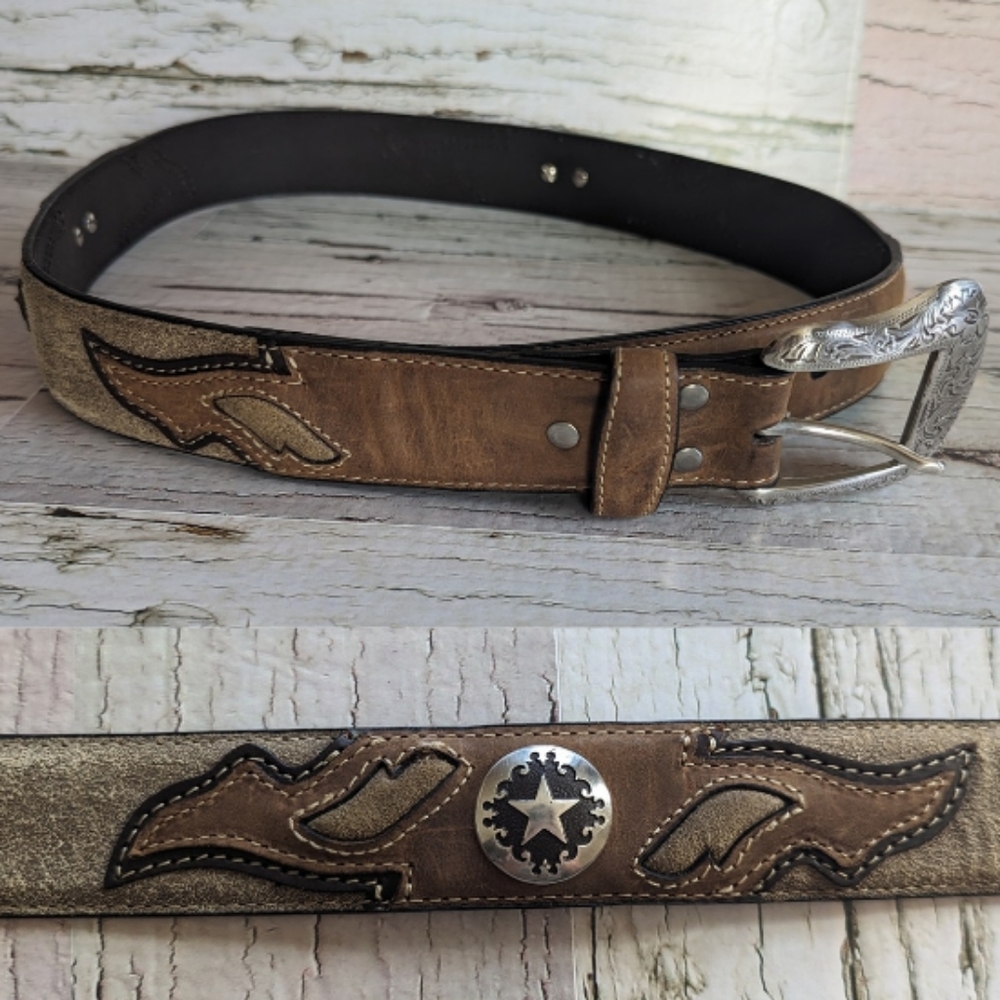 Nocona Western Genuine Leather Belt with Silver Toned Conchos Size 34